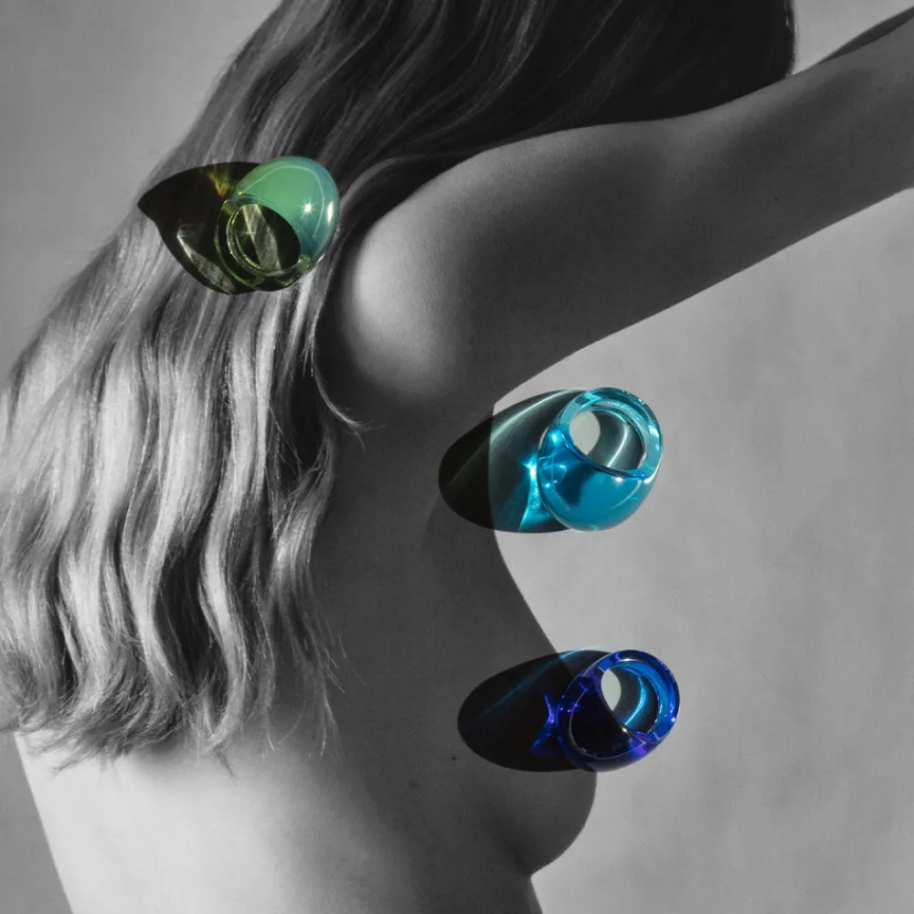 Store Cabochon Ring Rings