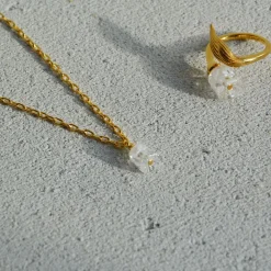 Hot Muguet Necklace Necklaces